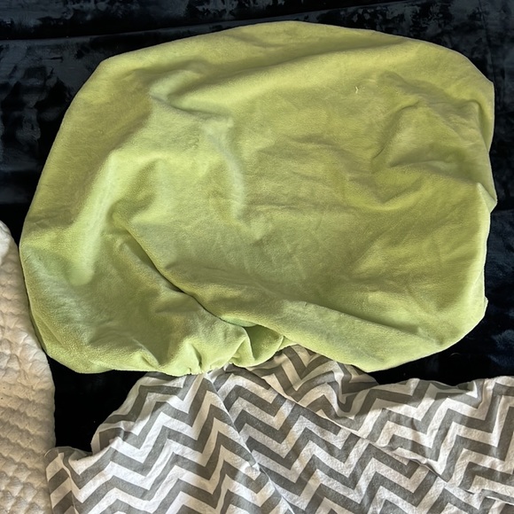 Change table covers - Picture 2 of 4